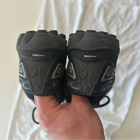 Brooks men’s size 10 running shoes - Picture 6 of 10